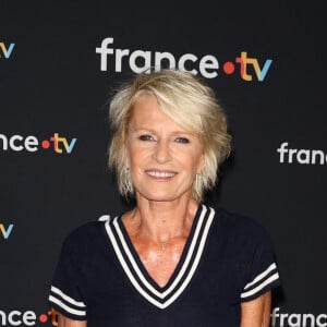 Un choix qui n'a pas forcément été facile.
Sophie Davant au photocall pour la conférence de presse de rentrée de France TV à la Grande Halle de la Villette à Paris, France, le 11 juillet 2023. © Coadic Guirec/Bestimage 