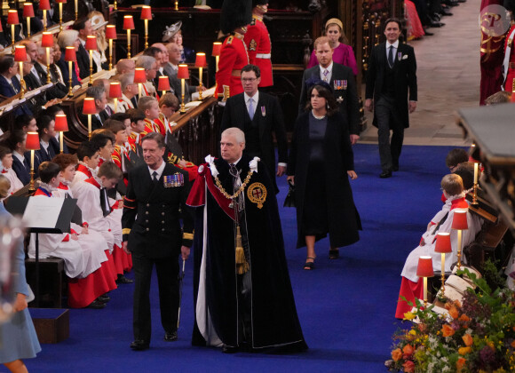 Le prince Andrew, duc d'York, La princesse Eugenie d'York et son mari Jack Brooksbank, Le prince Harry, duc de Sussex, La princesse Beatrice d'York et son mari Edoardo Mapelli Mozzi - Les invités à la cérémonie de couronnement du roi d'Angleterre à l'abbaye de Westminster de Londres, Royaume Uni, le 6 mai 2023. 