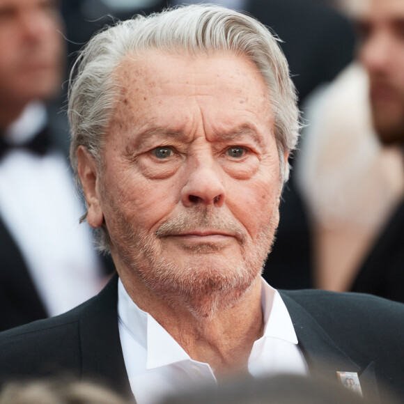 Alain Delon a pu donner sa version de sa relation avec Hiromi Rollin.
Alain Delon lors de première du film "Une Vie Cachée Life" lors du 72ème Festival International du Film de Cannes, France. 