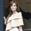 Angelina Jolie sur le tournage de The Tourist, à Paris. Février 2010