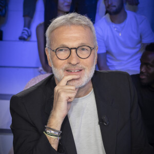 Surprise ! Laurent Ruquier débarque sur BFMTV.
Exclusif - Laurent Ruquier sur le plateau de l'émission Touche pas à mon poste (TPMP) diffusée en direct sur C8 et présentée par C.Hanouna. © Jack Tribeca / Bestimage 