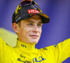 Le champion a pris énormément d'avance sur ses concurrents et sa domination fait grincer des dents
 
Jonas Vingegaard de l'équipe Jumbo-Visma sur le Tour de France 2023.