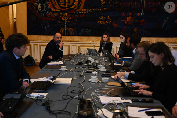 Edouard Philippe, Marguerite Cazeneuve - Réunion du cabinet- Une semaine avec le Premier Ministre Edouard Philippe - Paris, France. Photo Elodie Gregoire/ABACAPRESS.COM Photo Elodie Gregoire/ABACAPRESS.COM