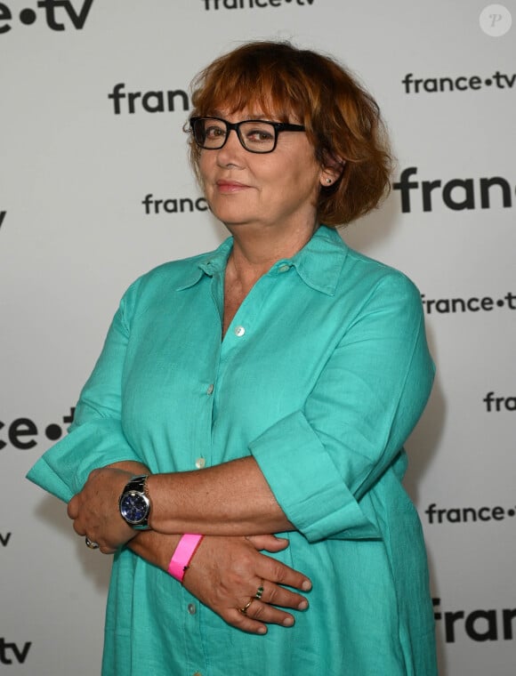 Nathalie Saint-Cricq au photocall pour la conférence de presse de rentrée de France TV à la Grande Halle de la Villette à Paris, France, le 6 juillet 2022. © Coadic Guirec/Bestimage