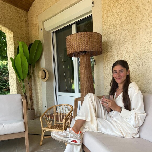 Qui pourrait indiquer une crise dans sa vie.
Jesta Hillmann en famille sur Instagram.