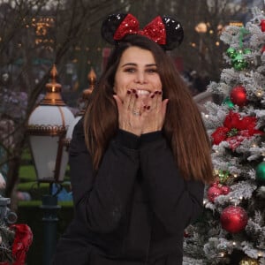 Karine Ferri - Les célébrités fêtent Noël à Disneyland Paris en novembre 2021 © Disney via Bestimage