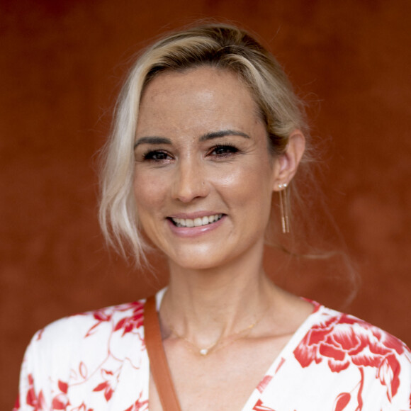 

Élodie Gossuin est maman de quatre enfants.



Elodie Gossuin et son mari Bertrand Lacherie au village lors des internationaux de France à Roland Garros. © JB Autissier / Panoramic / Bestimage