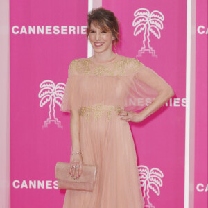 Léa François de Plus belle la vie au Palais des Festivals et des Congrès de Cannes, samedi 2 avril 2022. © Christophe Aubert via Bestimage 