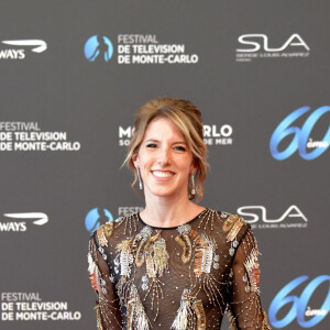 Léa François (longue robe fenfu en satin noir rebrodée au buste Christophe Guillarmé, boucles d'oreilles Helena Joy Paris et pochette Carmen Steffens) lors de la soirée d'ouverture du 60ème Festival de Télévision de Monte-Carlo au Grimaldi Forum à Monaco, le 18 juin 2021. Créé en 1961 par le Prince Rainier III de Monaco, le Festival de Télévision de Monte-Carlo présente, depuis plus d'un demi-siècle, les tendances du petit écran et anticipe les révolutions du secteur. © Bruno Bébert/Bestimage 