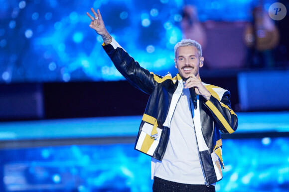 Le chanteur est en congés après avoir fait la tournée des festivals de musique estivaux.
Exclusif - M. Pokora (Matt Pokora) - Enregistrement de l'émission "La fête de la Musique" à Reims, diffusée en direct le 21 juin à 21h10 sur France 2 Une soirée inédite, mise en scène et chorégraphiée par K.Ouali, avec plus de 40 artistes en live. Ils seront accompagnés par les danseurs de la troupe du Paradis Latin et de l'Ecole de danse Studio 511. Une soirée de fête rythmée par des medleys, des duos exceptionnels, les tubes du moment et les talents d'aujourd'hui et de demain. France 2, la ville de Reims et la région Grand Est, vous donne rendez-vous le 21 juin à 21h10, en direct de Reims pour la Fête de la musique ! En partenariat et en simultané sur France Bleu © Cyril Moreau-Jack Tribeca / Bestimage 