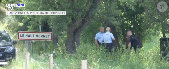 En effet, on apprend ce mercredi 2 août que l'arrêté visant à interdire la circulation des personnes dans le hameau du Haut-Vernet a été reconduit jusqu'à samedi inclus par le maire du hameau.
Capture BFMTV.