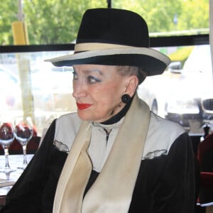 Exclusif - Geneviève de Fontenay - Déjeuner à la brasserie Les Fontaines à Paris. Le 9 juillet 2020 © Baldini / Bestimage 