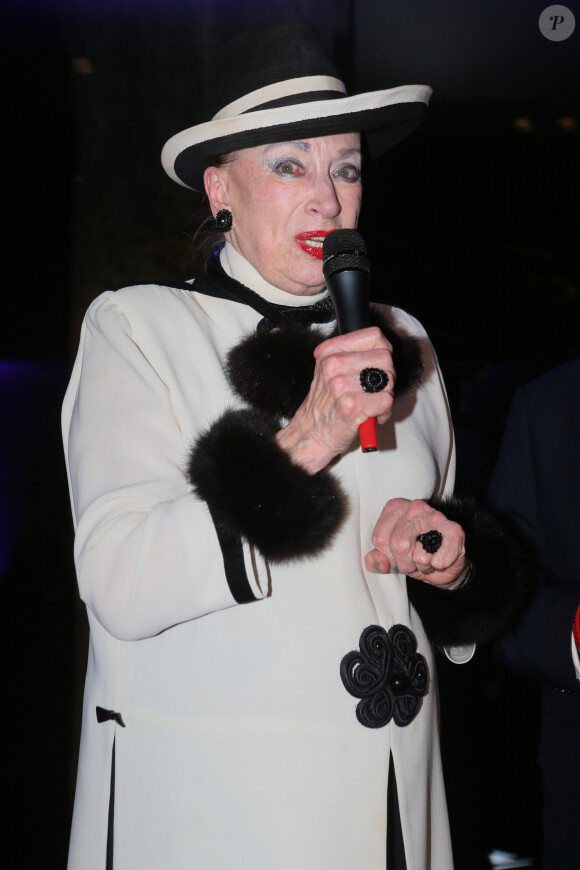 Geneviève de Fontenay - Soirée de remise des prix de la 12ème édition du TROFEMINA (prix décerné à des femmes d'exception) au pavillon Royal à Paris, le 14 octobre 2015.