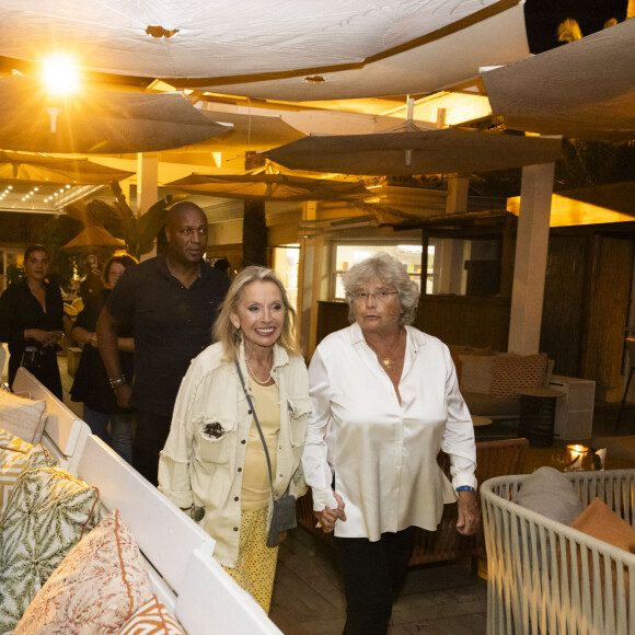 Exclusif - Véronique Sanson, Jacqueline Franjou - Véronique Sanson en concert à l'occasion de la présentation de sa tournée "Hasta Luego" au théâtre de Verdure lors du festival de Ramatuelle le 1er aout 2023. © Cyril Bruneau / Festival de Ramatuelle / Bestimage