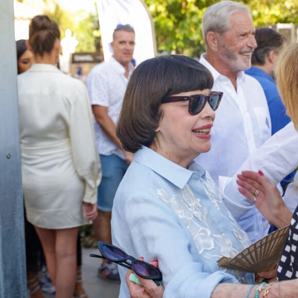 Mireille Mathieu - Inauguration de l'exposition "Paris Match et les stars, des célébrités en toute liberté" à Saint-Tropez, le 8 août 2023. © Jack Tribeca / Bestimage