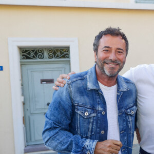 Bernard Montiel, Renaud Muselier, Jacqueline Franjou - Inauguration de l'exposition "Paris Match et les stars, des célébrités en toute liberté" à Saint-Tropez, le 8 août 2023. © Jack Tribeca / Bestimage