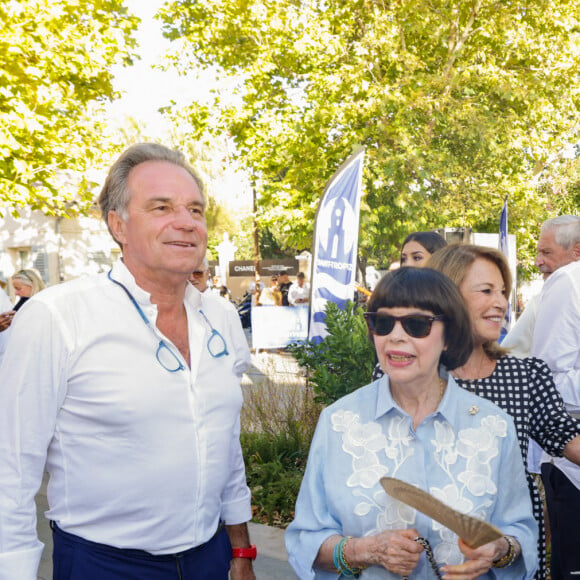 Renaud Muselier, Mireille Mathieu, Nicole Calfan, Bernard Montiel - Inauguration de l'exposition "Paris Match et les stars, des célébrités en toute liberté" à Saint-Tropez, le 8 août 2023. © Jack Tribeca / Bestimage