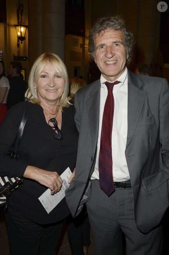 Gérard Leclerc et sa femme Julie - People à la générale de la pièce "Un dîner d'adieu" au Théâtre Edouard Vll à Paris le 15 septembre 2014. 
