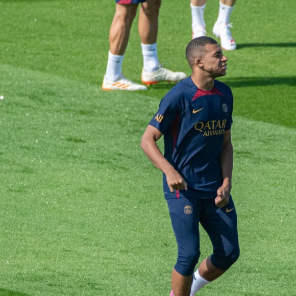 Kylian Mbappe (Paris SG) - Entraînement des joueurs du Paris Saint-Germain à Poissy le 20 juillet 2023.