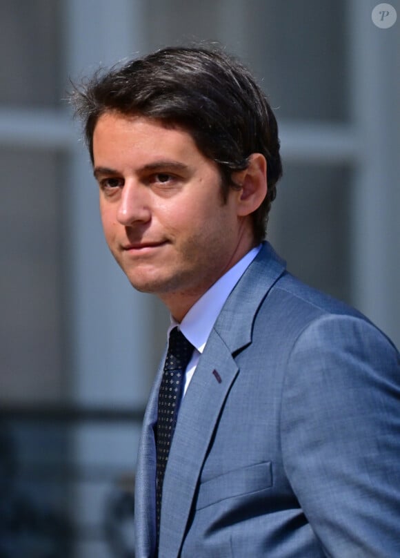 Il est actuellement en vacances en Corse
Le nouveau ministre français de l'éducation, Gabriel Attal - Arrivées au conseil des ministres au palais présidentiel de l'Elysée à Paris.