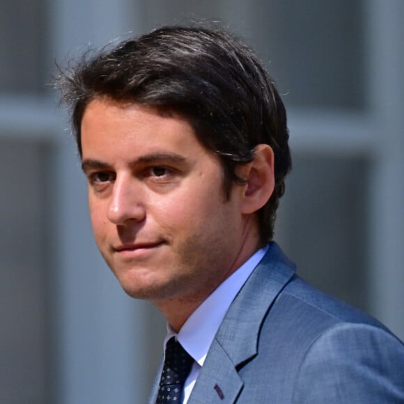 Il est actuellement en vacances en Corse
Le nouveau ministre français de l'éducation, Gabriel Attal - Arrivées au conseil des ministres au palais présidentiel de l'Elysée à Paris.