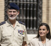 Celle-ci va étudier à l'académie militaire de Saragosse pendant trois ans.
La princesse Leonor arrive en famille à l'académie militaire de Saragosse pour sa formation de cadette, le 17 août 2023.