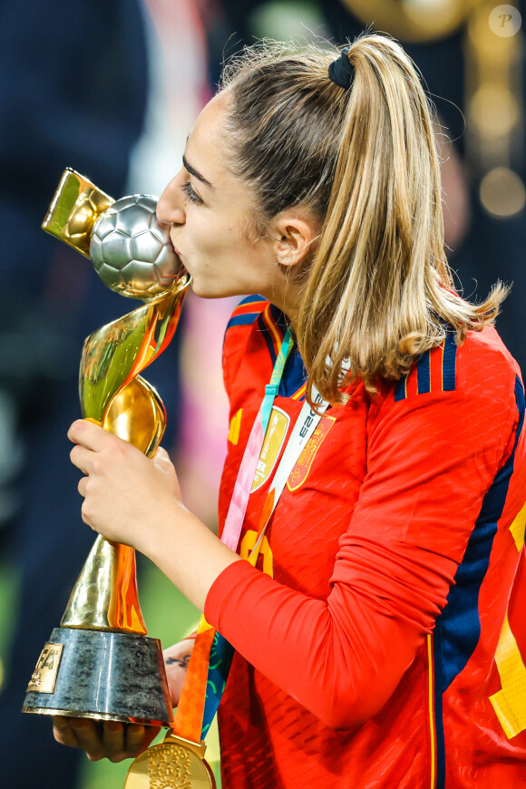 Sur ses réseaux sociaux, elle a tenu à lui adressé un beau message
 
Olga Carmona - L'Espagne remporte la Coupe du monde féminine de football (FIFA) face à l'Angleterre (1 - 0) à Sydney, le 20 août 2023. La capitaine et buteuse espagnole, O.Carmona, a appris la mort de son père, après la finale.