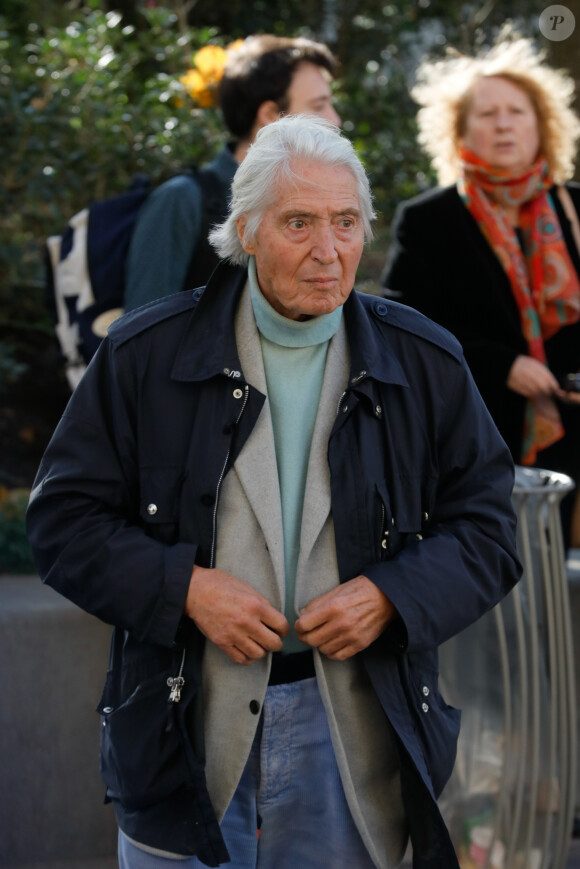 Pierre Cornette de Saint-Cyr - Arrivées aux obsèques de Marie Laforêt en l'église Saint-Eustache à Paris. Le 7 novembre 2019  ©Agence / Bestimage