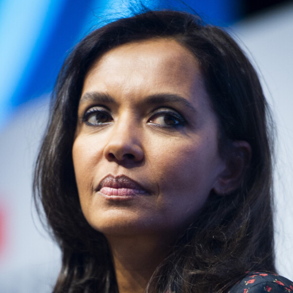 Après plusieurs semaines de suspens, les téléspectateurs pourront enfin découvrir les nouveaux épisodes de cette 18ème édition ce lundi 21 août 2023. Comme à son habitude, Karine Le Marchand aux commandes du programme sera aux petits soins avec les participants !
Karine Le Marchand animatrice de l'émission "L'amour est dans le pré" au 57ème salon International de l'Agriculture au parc des expositions de la porte de Versailles à Paris, France, le 23 février 2020. © Jean-Baptiste Autissier/Panoramic/Bestimage