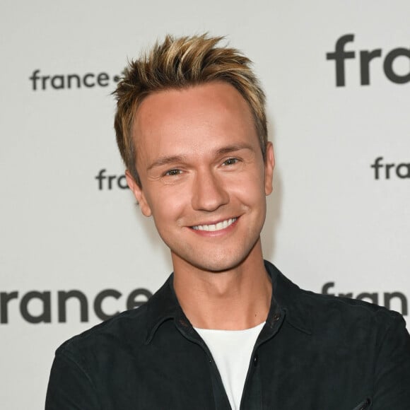 Cyril Féraud au photocall pour la conférence de presse de rentrée de France TV à la Grande Halle de la Villette à Paris, France, le 6 juillet 2022. © Coadic Guirec/Bestimage