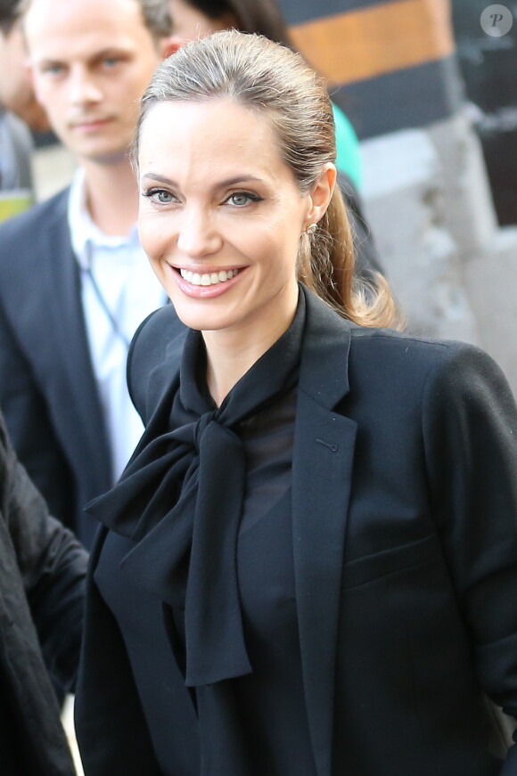 Brad Pitt et Angelina Jolie a l'arrivée pour l'avant-première du film "World War Z" à Paris le 03/06/2013 