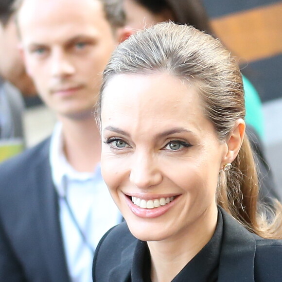 Brad Pitt et Angelina Jolie a l'arrivée pour l'avant-première du film "World War Z" à Paris le 03/06/2013 