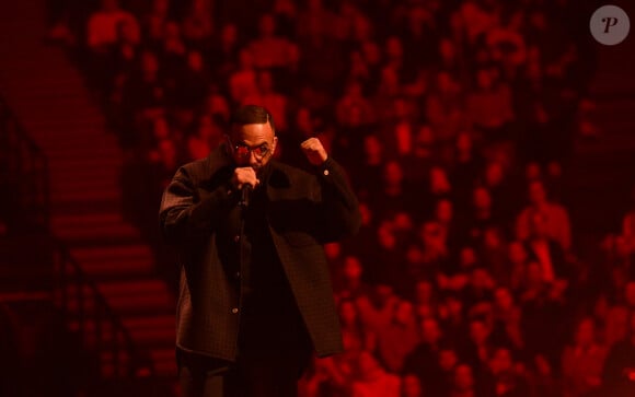 Le rappeur est en couple avec sa femme depuis déjà 24 ans
Exclusif - Sofiane Pamart et Medine - Concert de Sofiane Pamart et ses invités à l'Accor Arena (Bercy) à Paris le 17 novembre 2022. Après avoir rempli deux fois la salle Pleyel, le pianiste Sofiane Pamart s'est produit jeudi soir à Bercy, l'Accor Arena, pour un concert exceptionnel à guichets fermés. Un véritable évènement, puisque c'est la première fois dans l'histoire de la salle qu'un pianiste soliste y joue. Un show total et intense où se mélangent classique, rap, et électro. © Veeren / Bestimage 