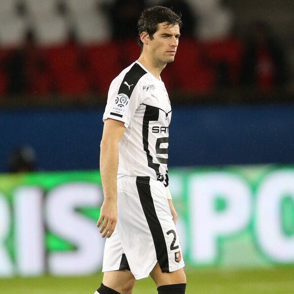 Yoann Gourcuff - People au match de football "PSG - Rennes" au Parc des Princes à Paris. Le 29 avril 2016 © Cyril Moreau / Bestimage 