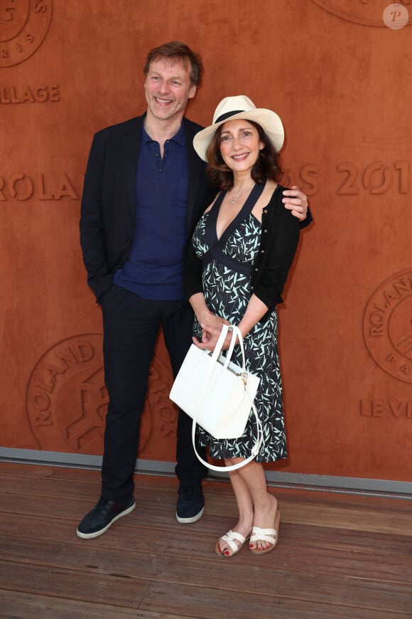 Valérie Karsenti et son compagnon François Feroleto au village lors des internationaux de tennis de Roland Garros à Paris, France, le 1 juin 2019. © Jacovides-Moreau/Bestimage