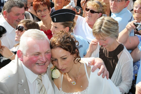 À l'époque, ce dernier lui avait toutefois préféré Annie, devenue sa femme en 2012.
Mariage de Thierry Olive de "L'amour est dans le pré" avec Annie. Le 14 septembre 2012 à Gavray.