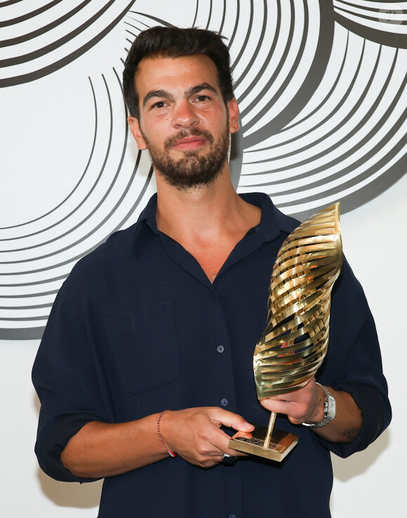 Julien Carpentier (Valois du Public, avec le soutien de TV5 Monde pour La vie de ma mère)- Cérémonie de clôture de la 16ème édition du festival du film francophone (FFA) de Angoulême le 27 aout 2023. © Coadic Guirec/Bestimage 