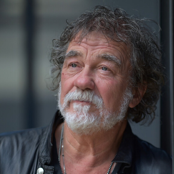 Rendez-vous avec Olivier Marchal lors de la 3ème édition du festival du film policier à Reims le 8 avril 2023. © Franck Castel / Bestimage 