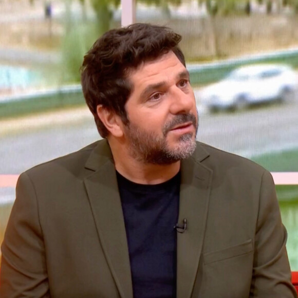 Patrick Fiori sur le plateau de Télématin.