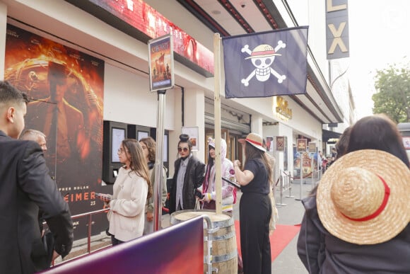 Arrivée de Hoshi et de sa compagne et manageuse Gia Martinelli à l'avant première Netflix One Piece au Grand Rex - Paris le 29/08/2023 - © Jack Tribeca / Bestimage 