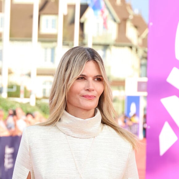 Marina Hands - Les célébrités arrivent à la cérémonie d'ouverture du 49ème Festival du Cinema Americain de Deauville, France, le 1er septembre 2023. © Denis Guignebourg/Bestimage 