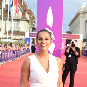 Elisa Tovati - Les célébrités arrivent à la cérémonie d'ouverture du 49ème Festival du Cinema Americain de Deauville, France, le 1er septembre 2023. © Denis Guignebourg/Bestimage 