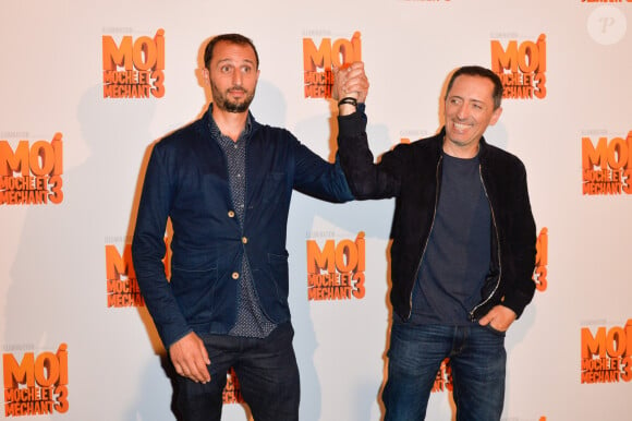 Arié Elmaleh (Voix de Dru) et son frère Gad Elmaleh (Voix de Gru) - Avant-première du film d'animation "Moi Moche et Méchant 3" au cinéma Gaumont Champs-Elysées Marignan à Paris, France, le 27 juin 2017. © Coadic Guirec/Bestimage 