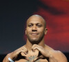 Le combattant français est reparti avec pas moins de 1,08 million d'euros
 
Cyril Gane lors de la pesée avant leur combat en UFC 285 (MMA) au MGM Grand Garden Arena de Las Vegas le 3 mars 2023.