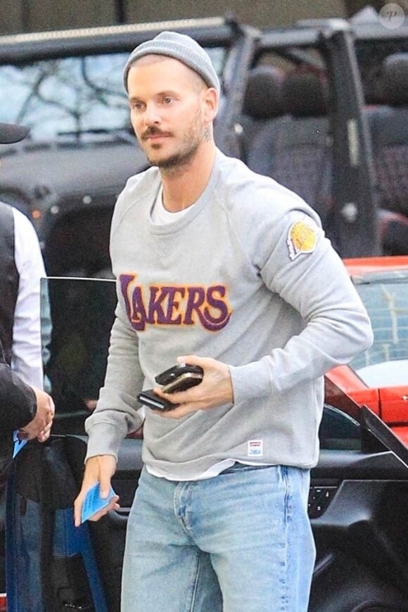 Matt Pokora (M. Pokora) arrive à la Crypto Arena pour assister à un match des Lakers à Los Angeles le 11 avril 2023.