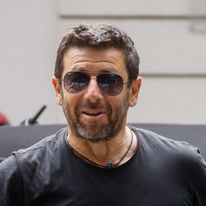 Il se situe dans le Vaucluse
Patrick Bruel - Arrivées de l'émission "Vivement Dimanche" présentée par M. Drucker et qui sera diffusée le 03 septembre 2023 sur France 3 au Studio Gabriel à Paris, France, le 28 août 2023. © Christophe Clovis / Bestimage