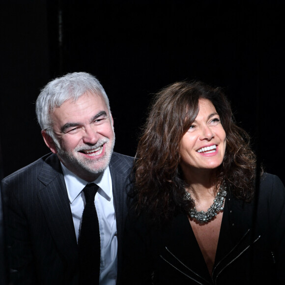 Sur les réseaux sociaux et dans les médias, le couple est assez discret.
Pascal Praud et sa femme Catherine - Cérémonie de clôture du 7 ème Festival de cinéma et musique de film de La Baule, le 26 juin 2021.