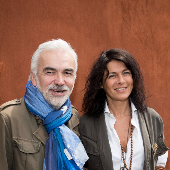 Pascal Praud et sa femme au village lors des internationaux de France de Roland Garros à Paris, le 3 juin 2017. © Dominique Jacovides - Cyril Moreau/ Bestimage