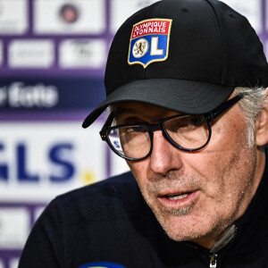 Conference de presse apres match Laurent Blanc (ol) lors du match de championnat de Ligue 1 Uber Eats opposant le Toulouse FC (TFC) à l'Olympique Lyonnais (OL) au Stadium TFC à Toulouse, France, le 14 avril 2023. L'OL a gagné 2-1. © Thierry Breton/Panoramic/Bestimage 