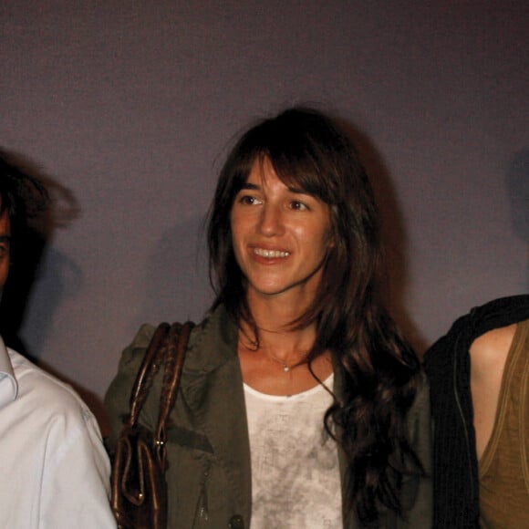 Jane Birkin entourée de ses filles Charlotte Gainsbourg et Lou Doillon, Yvan Attal lors de l'avant-premiere du film SPIDERMAN 3 au Grand Rex. Le 27 avril 2007 © Christophe Aubert via Bestimage